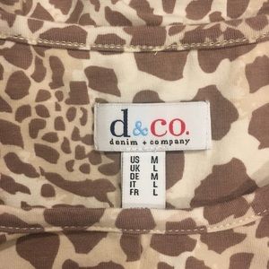 d & co. Animal Print top